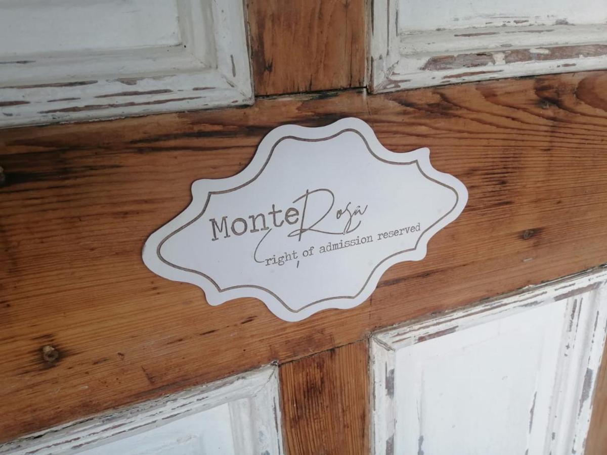 Monte Rosa Guesthouse 罗森维尔 外观 照片